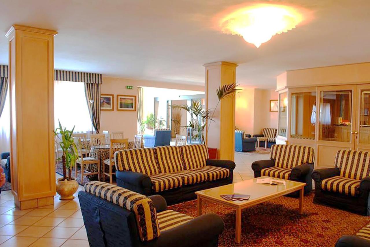 Toscana Wellness Resort Арчидосо Екстериор снимка