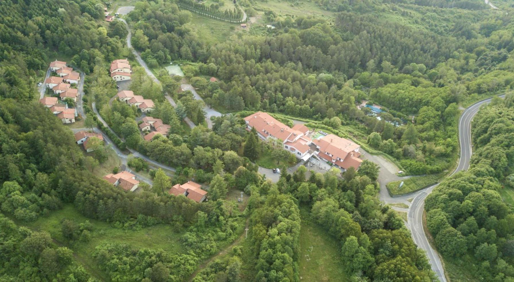 Toscana Wellness Resort Арчидосо Екстериор снимка