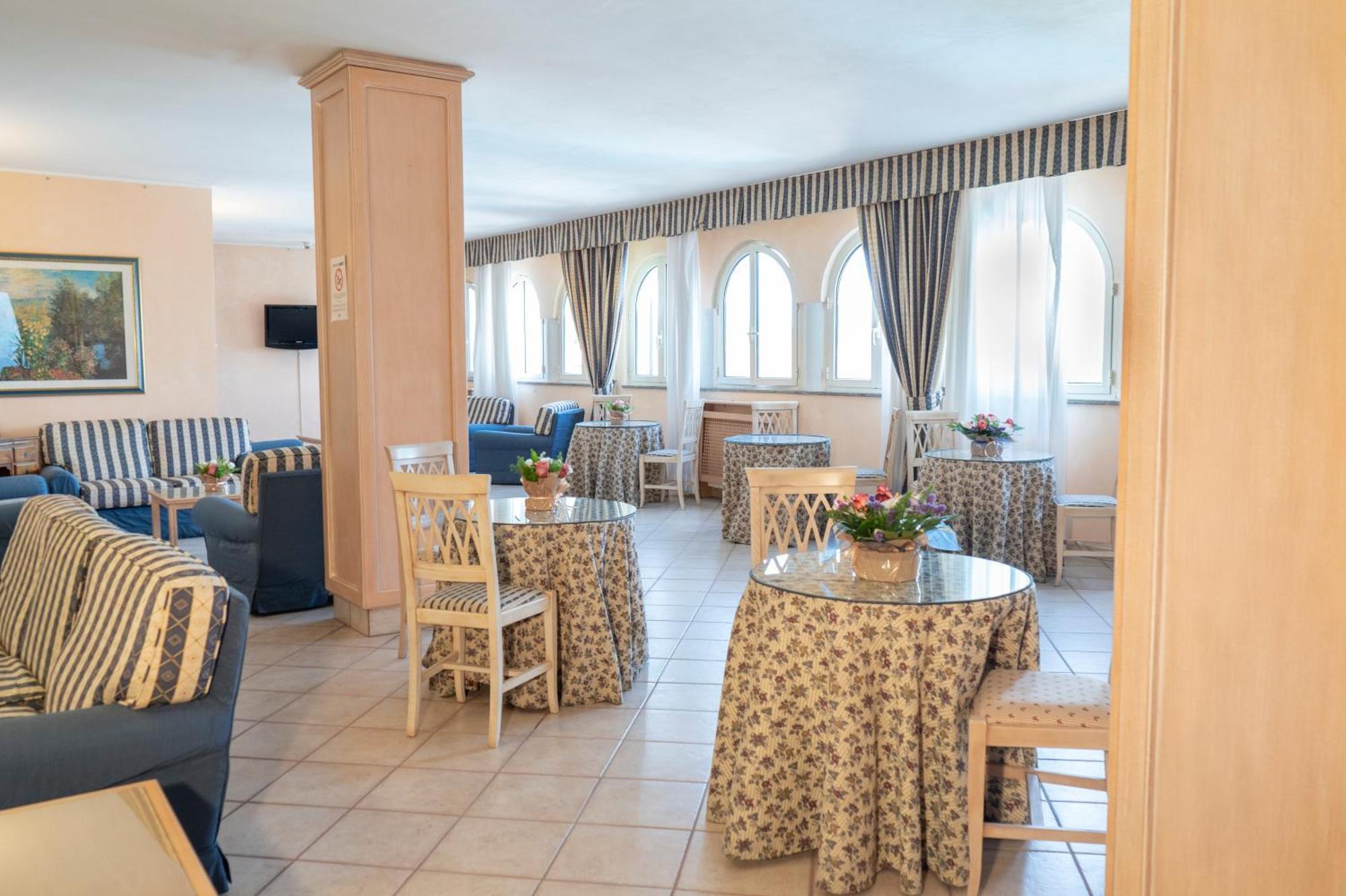 Toscana Wellness Resort Арчидосо Екстериор снимка